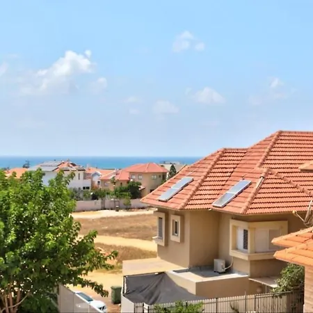Sea & Buy Apartment Hadera Exterior photo