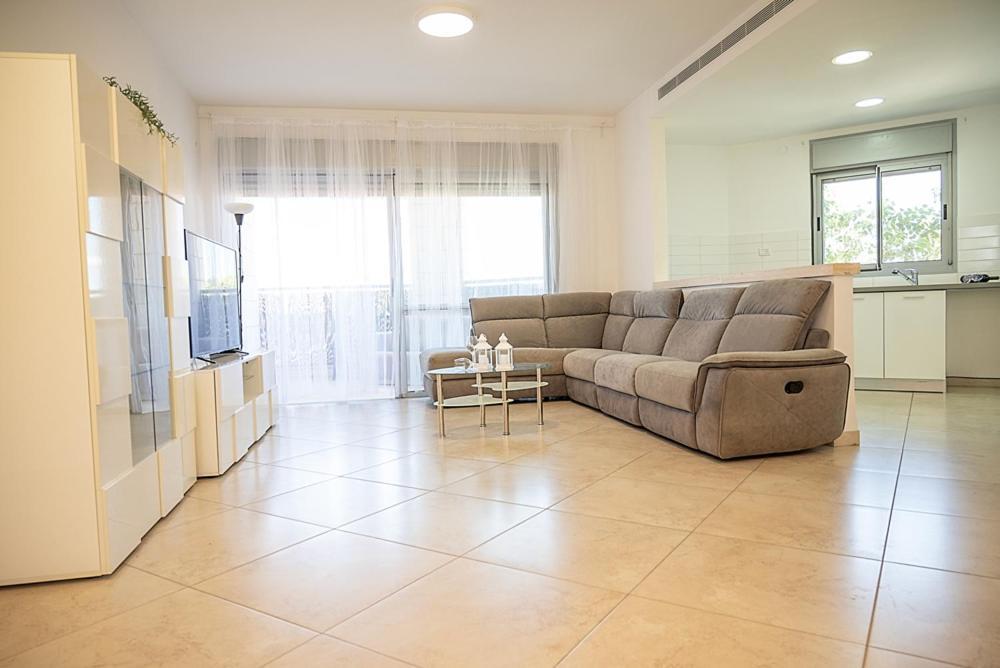 Sea & Buy Hadera